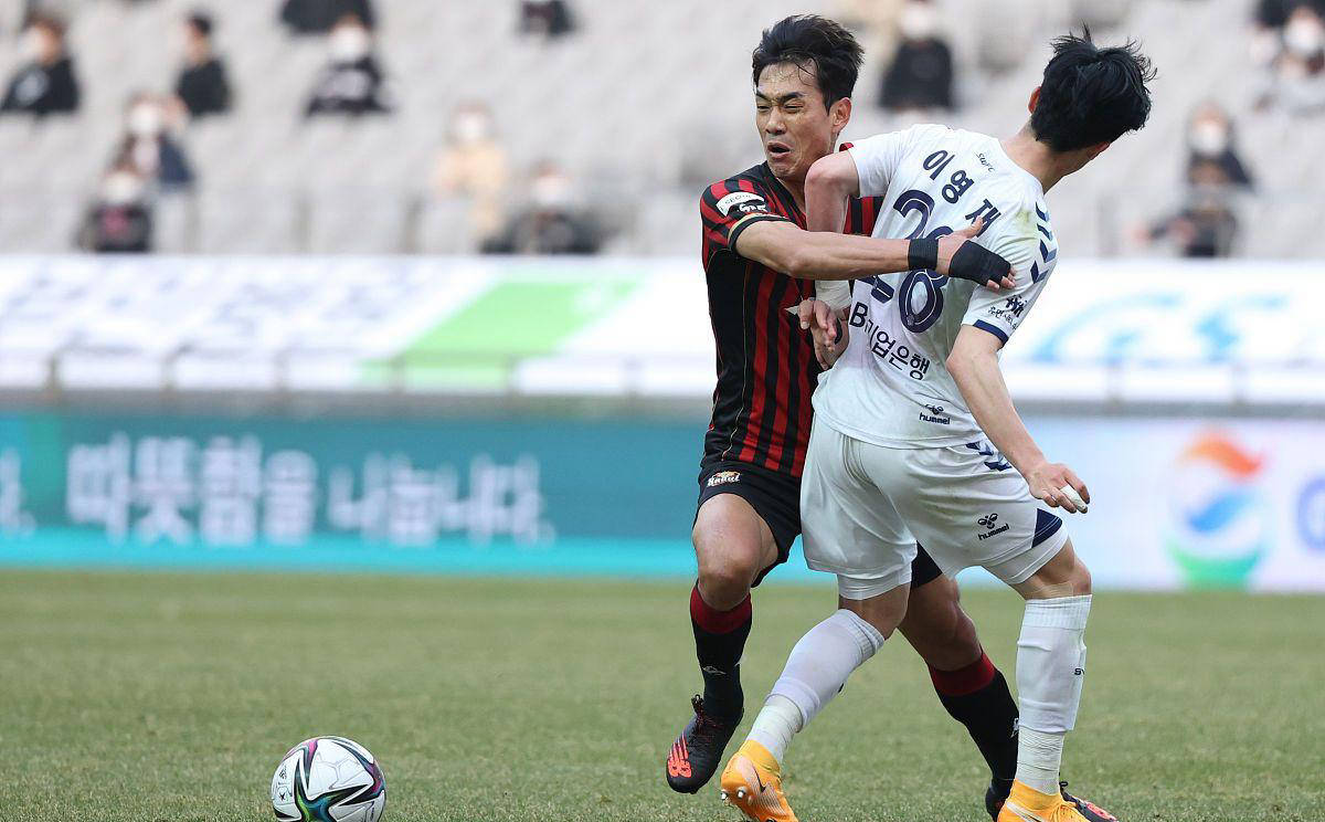 熊猫TV-水原球队在场上展现出无与伦比的实力