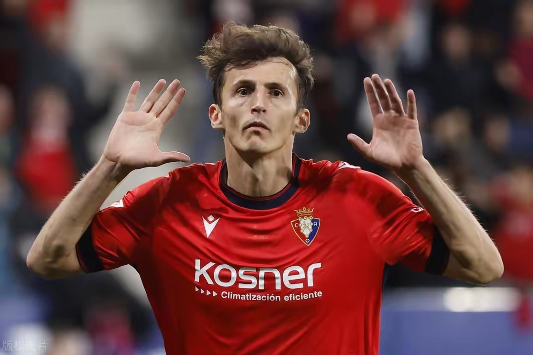 熊猫体育-利物浦客负，意乙球队逆转胜利的简单介绍