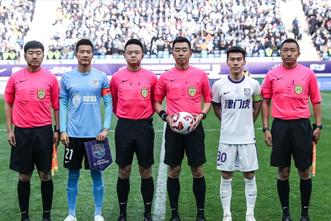 熊猫直播-大连一方队斩获重要胜利，成功晋级