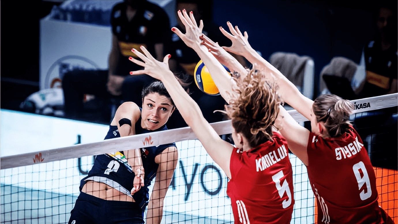 关于韩国逆转波兰，库尔图瓦状态火热的信息